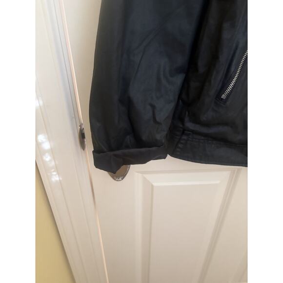 Express Men’s Black Leather Moto Biker Jacket Medium M Zip Front Asymmetrical - Picture 3 of 5